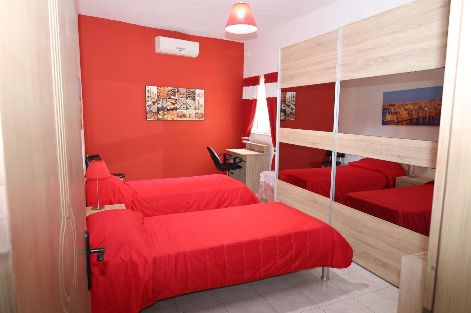 Very Bright Well Kept Apartment Marsaskala Ngoại thất bức ảnh